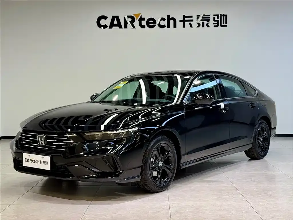 Honda Accord — фото 1