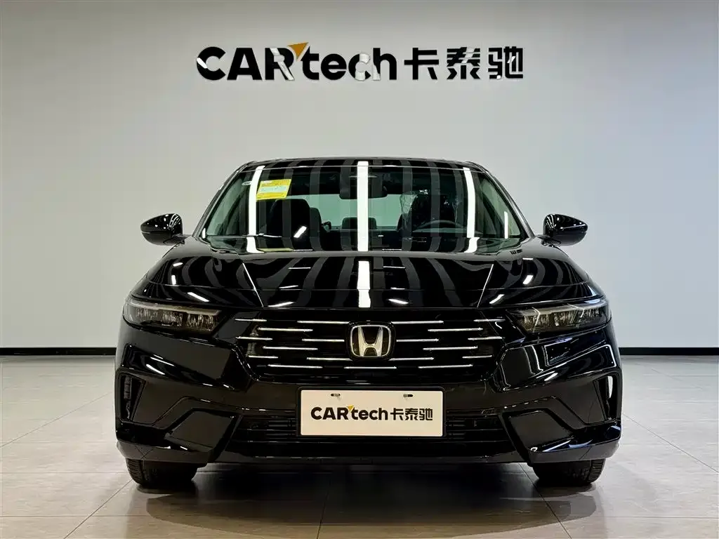 Honda Accord — фото 6