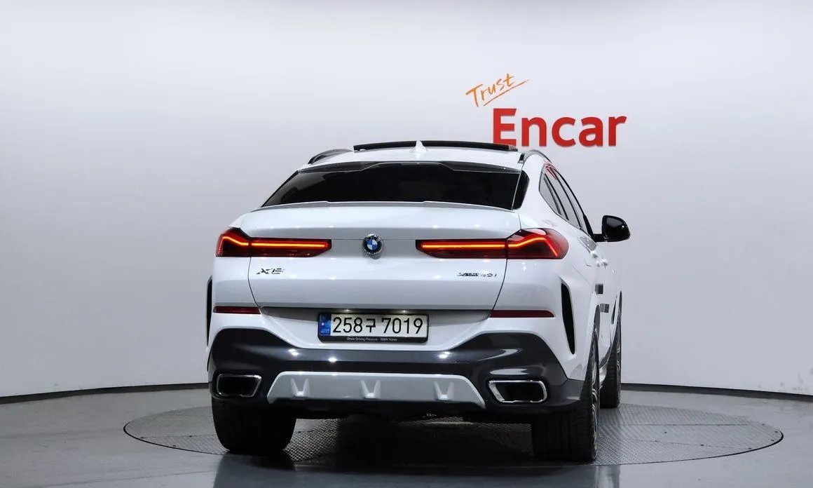 BMW X6 2021 из KR, фото 3