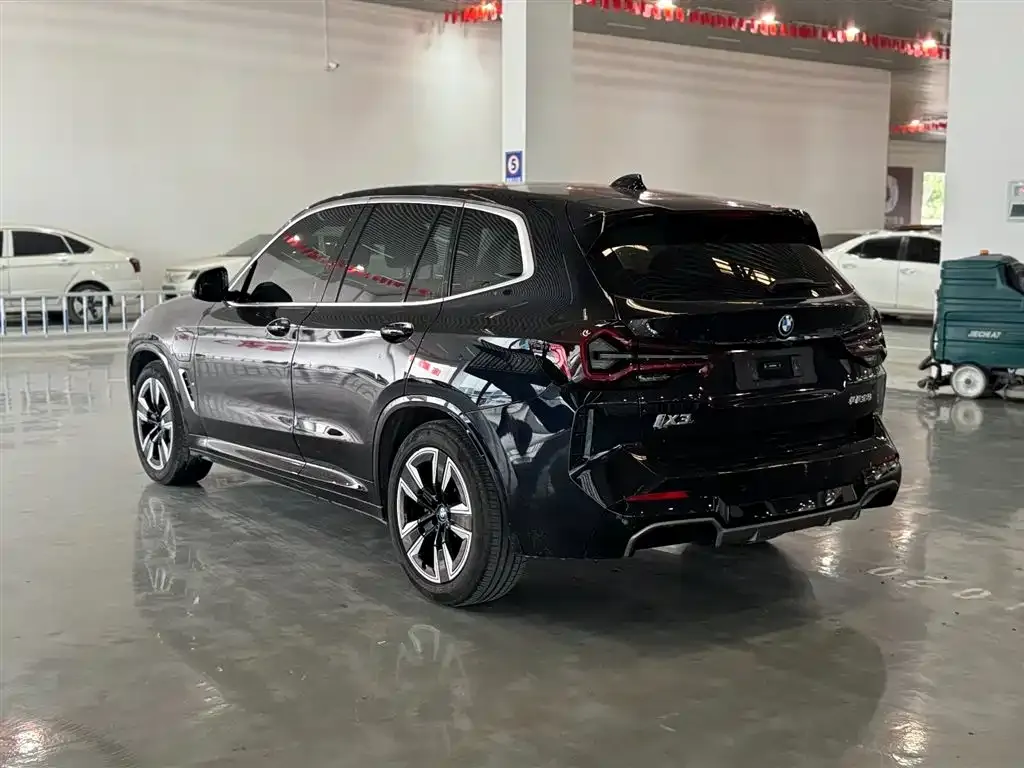 BMW iX3 2023 из CN, фото 9