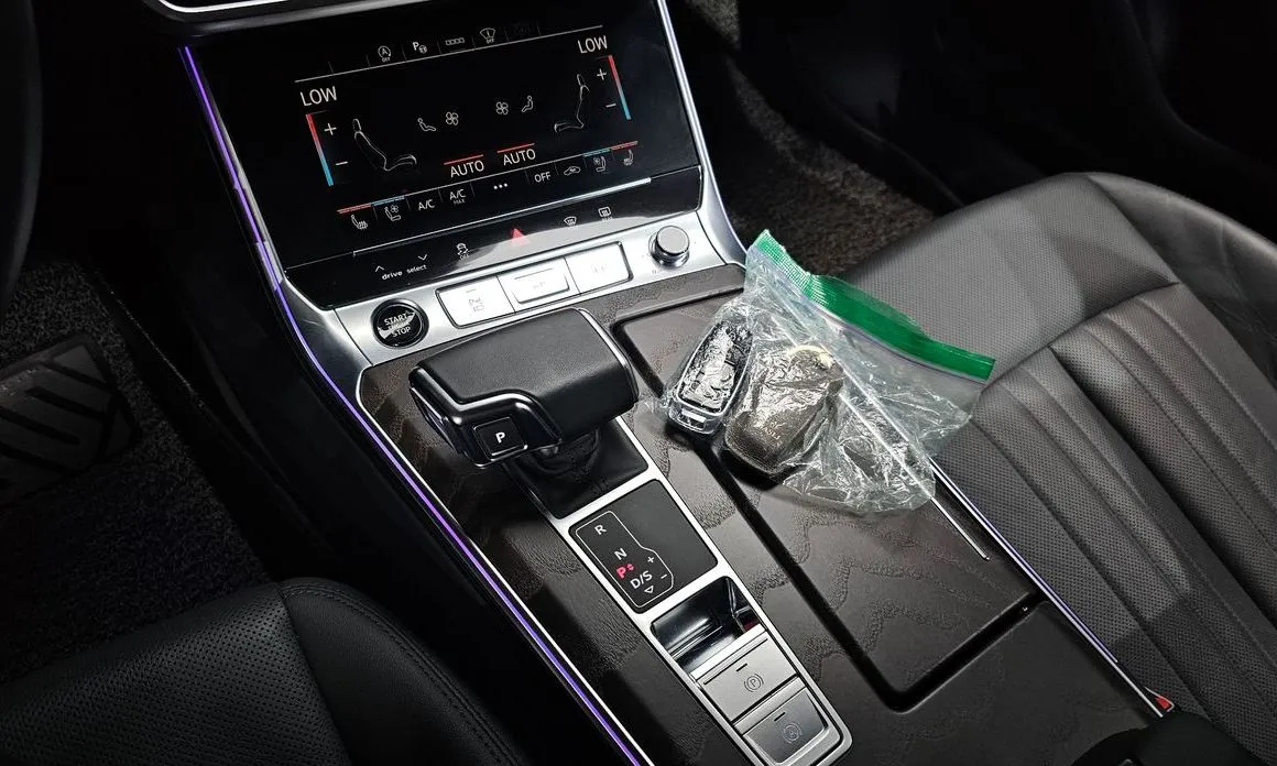 Audi A6 — фото 9