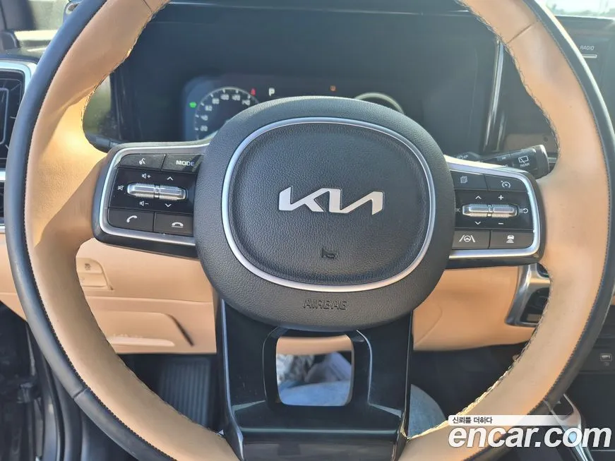 Kia Sorento — фото 6