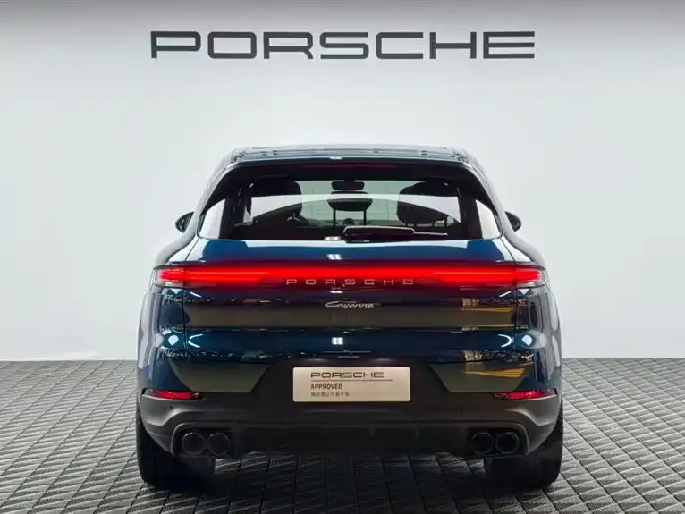 Porsche Cayenne — фото 2