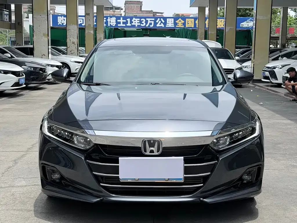 Honda Accord — фото 4