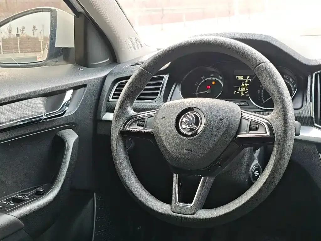 Skoda Kamiq 2023 из CN, фото 5