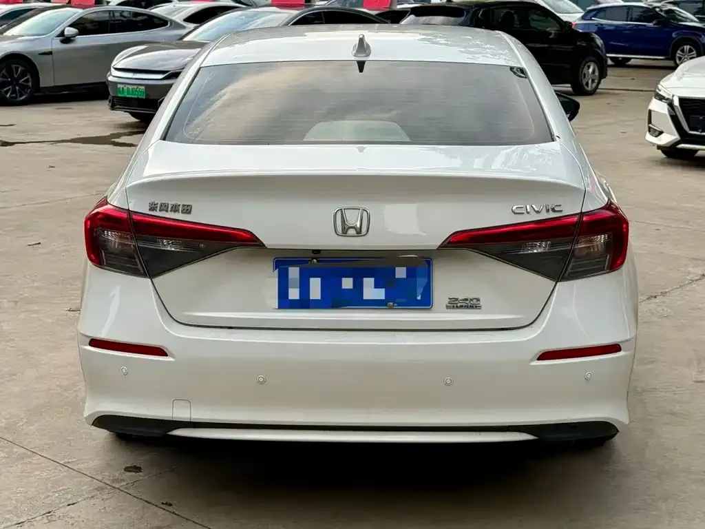 Honda Civic — фото 5