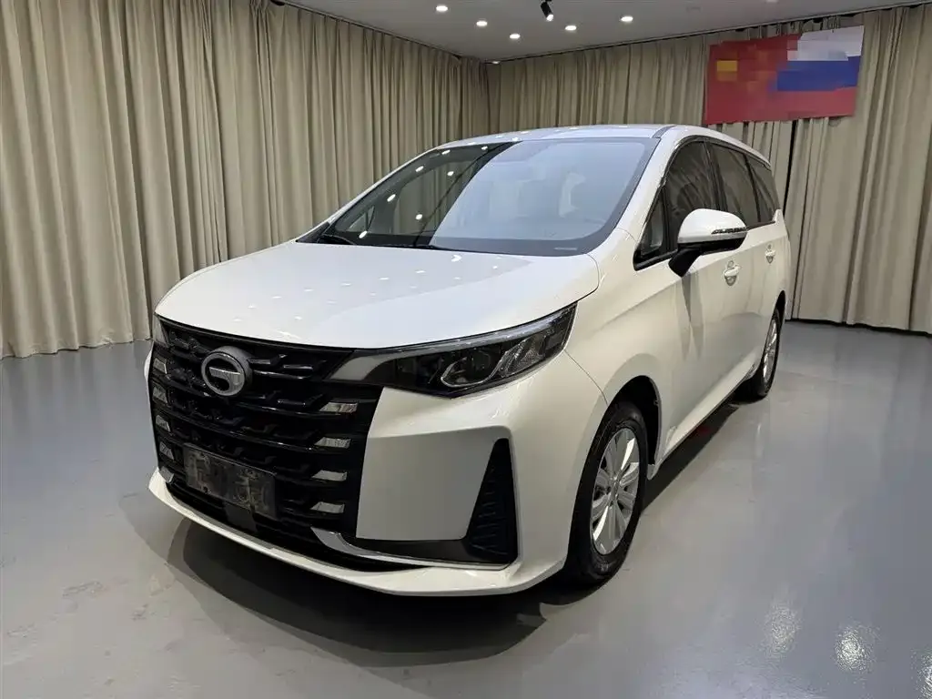 GAC Motor Trumpchi M6 — фото 1