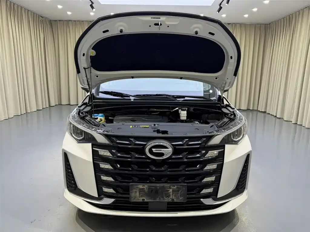 GAC Motor Trumpchi M6 — фото 9