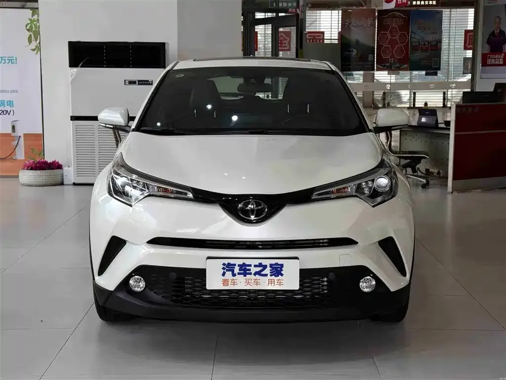 Toyota C-HR — фото 2