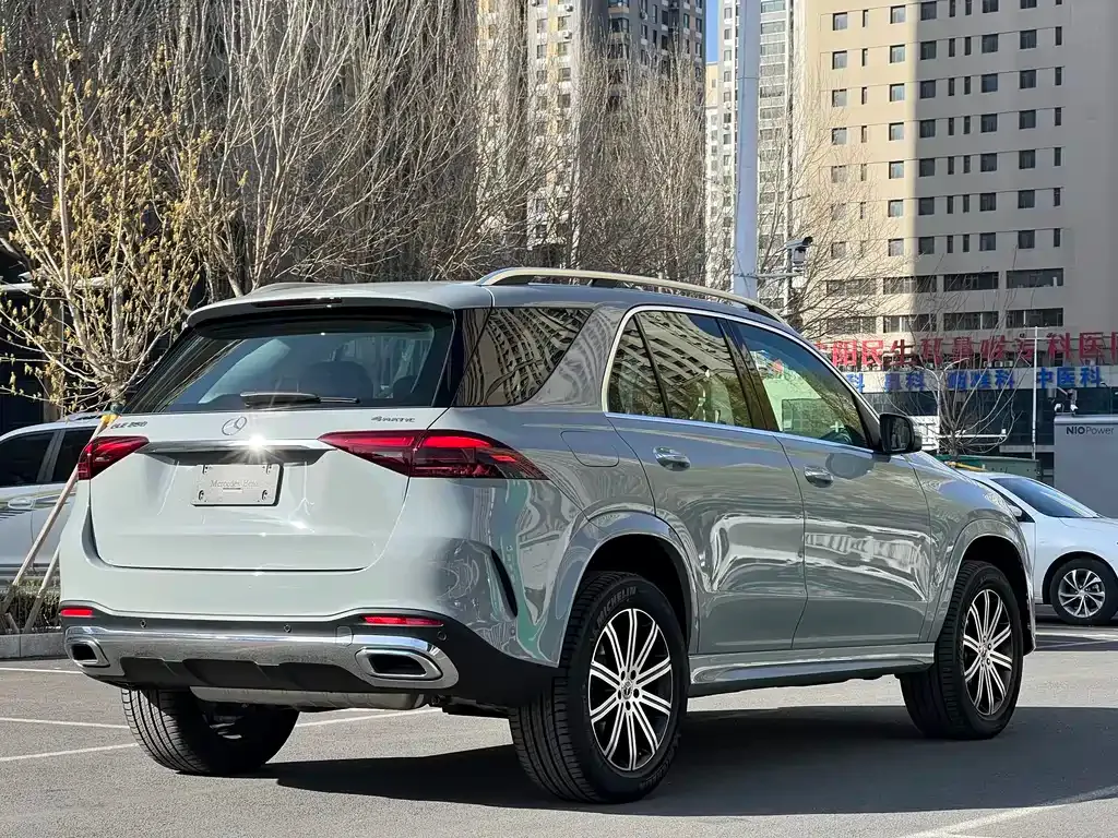 Mercedes-Benz GLE — фото 8