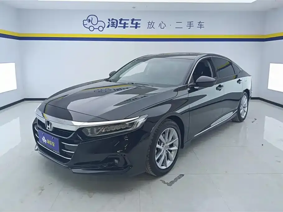 Honda Accord — фото 1