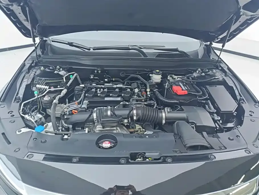 Honda Accord — фото 9