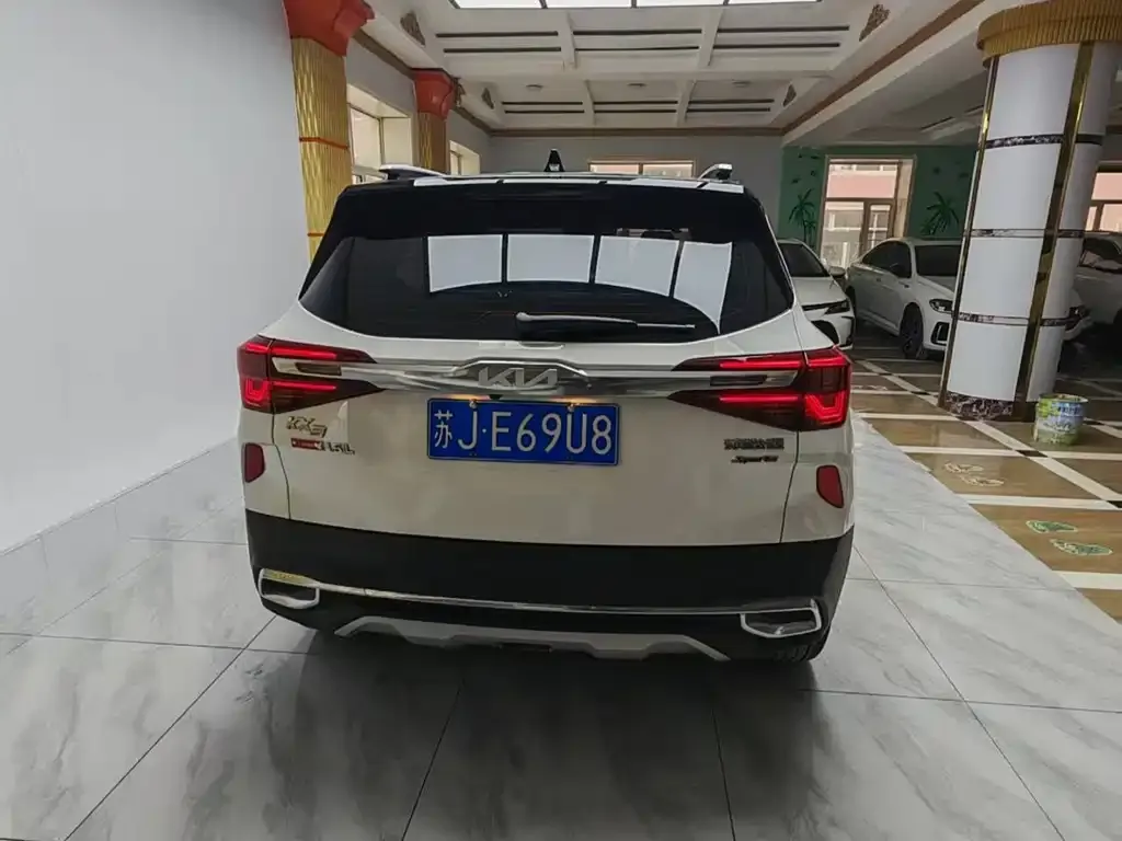 Kia KX3 2021 из CN, фото 4