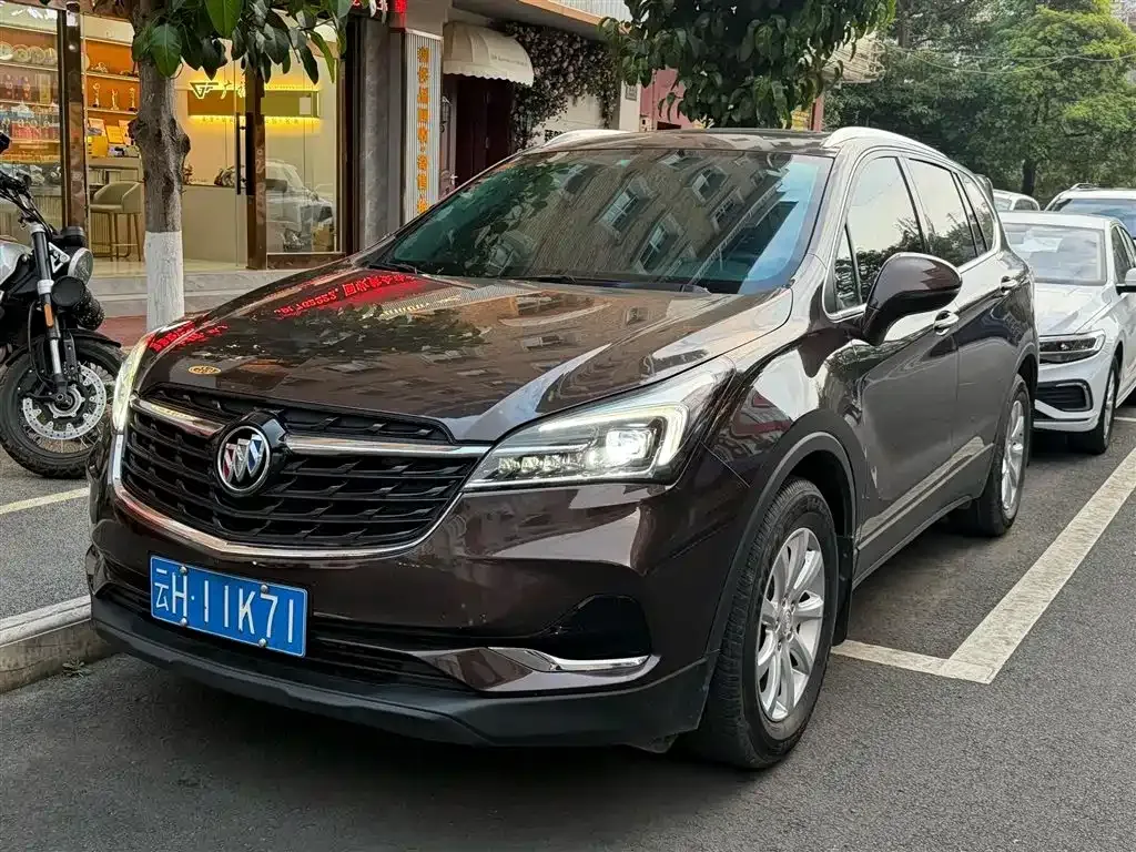Buick Envision Plus — фото 1