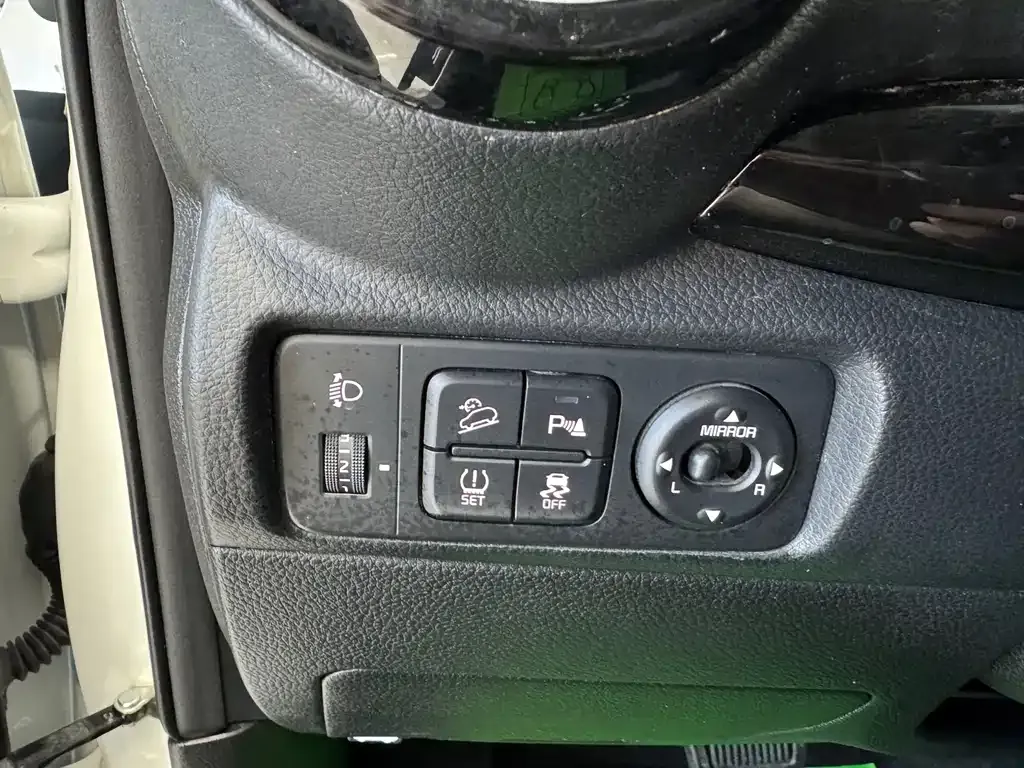 Kia KX1 — фото 5
