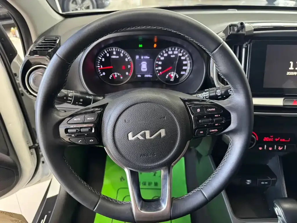 Kia KX1 — фото 4