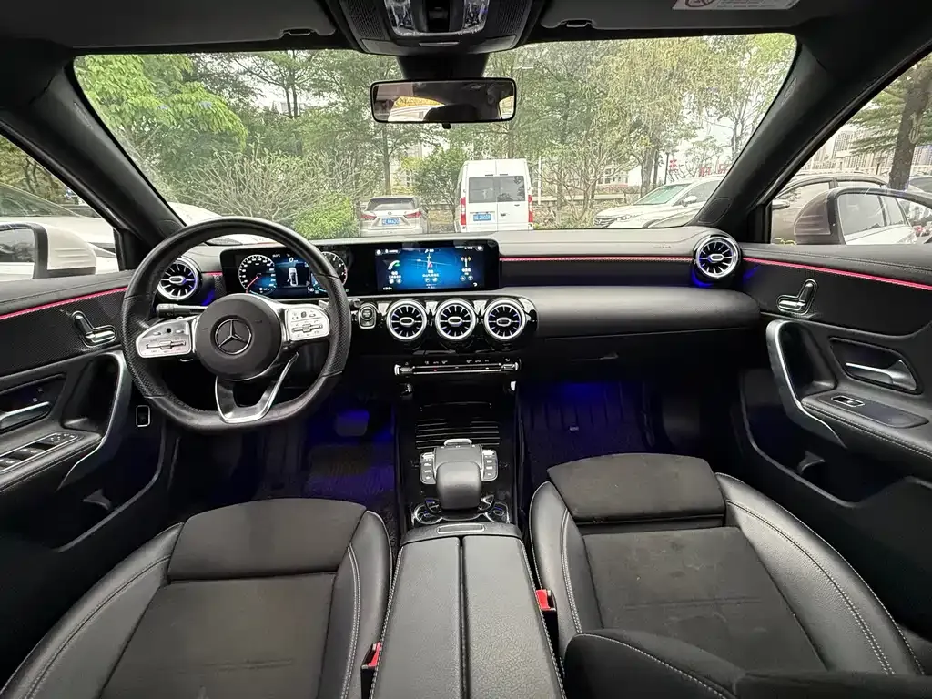 Mercedes-Benz A-Class — фото 10