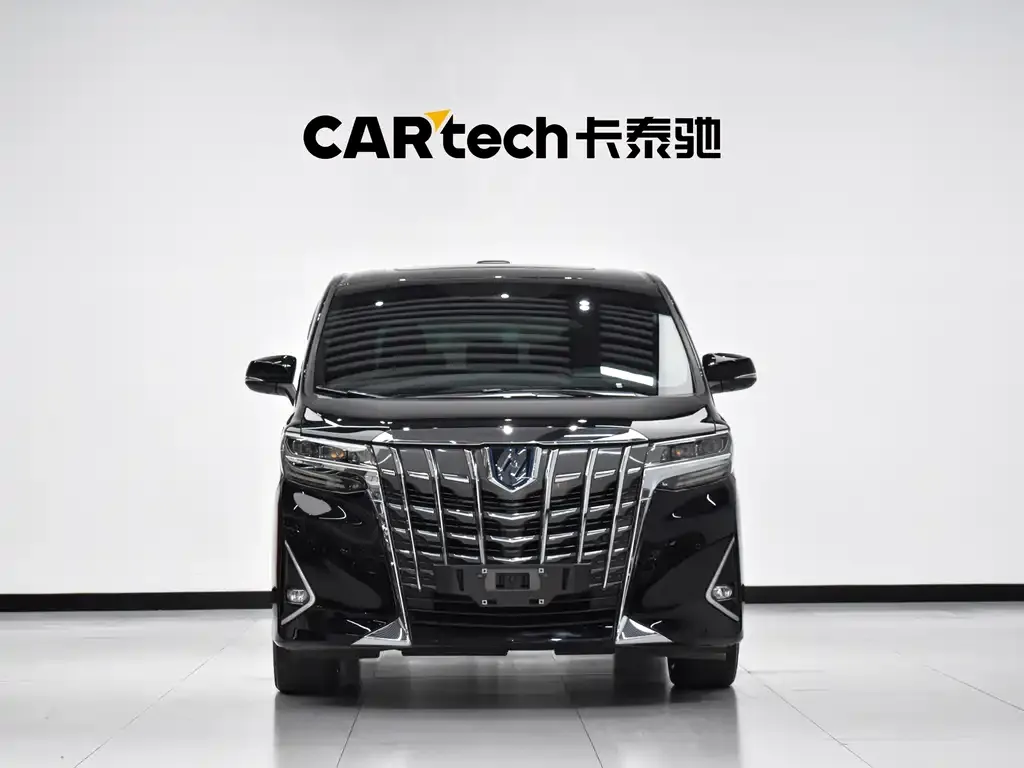 Toyota Alphard — фото 3
