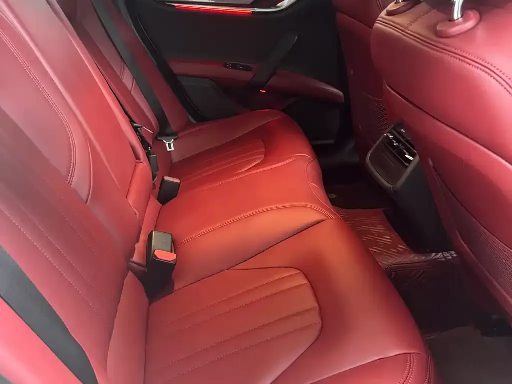 Maserati Ghibli 2021 из CN, фото 7