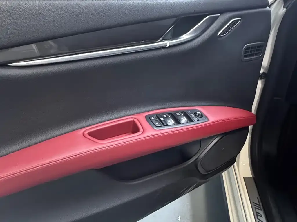 Maserati Ghibli 2021 из CN, фото 8