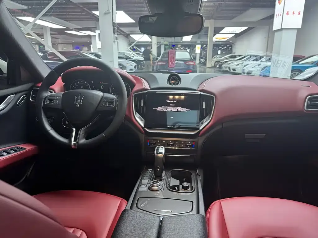 Maserati Ghibli 2021 из CN, фото 3