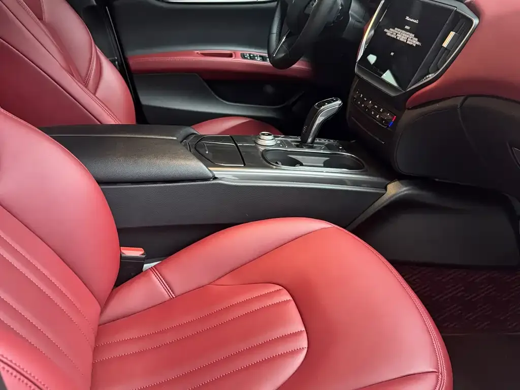Maserati Ghibli 2021 из CN, фото 9