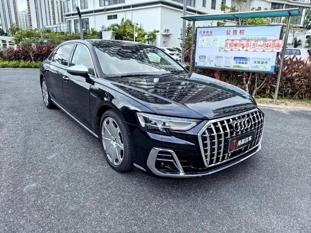 Audi A8 — фото 6