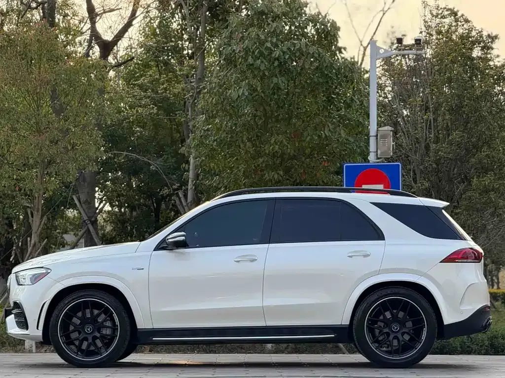 Mercedes-Benz GLE AMG — фото 10