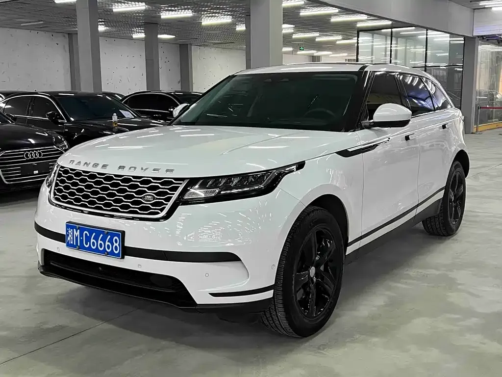 Land Rover Velar — фото 1