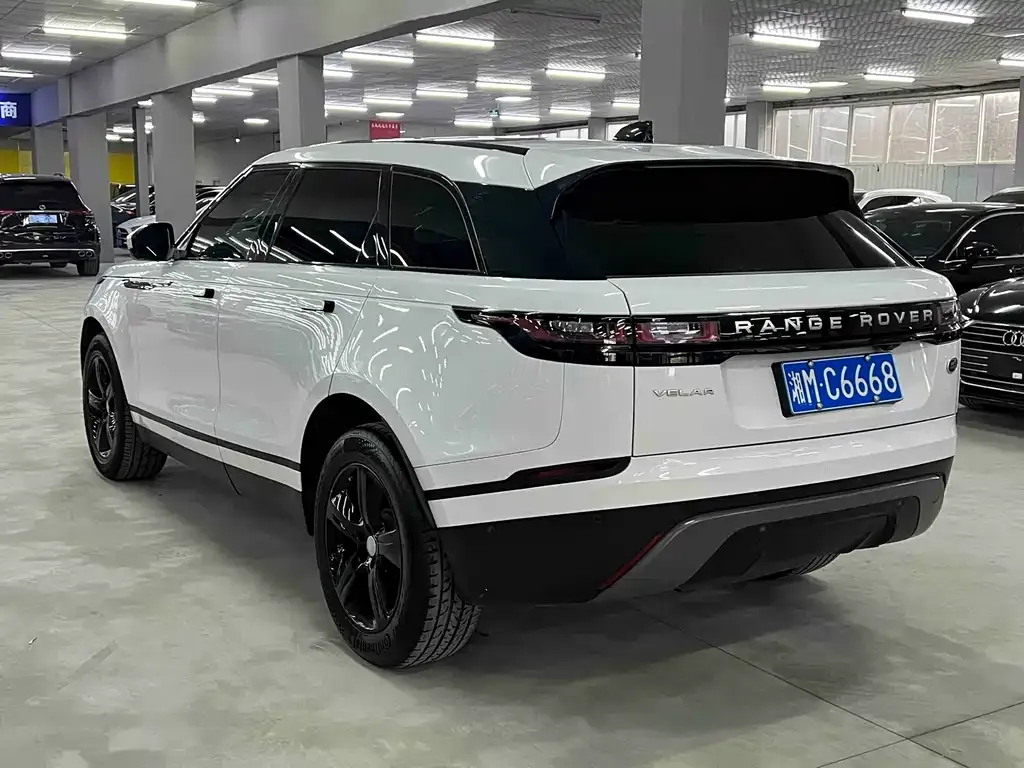Land Rover Velar — фото 2
