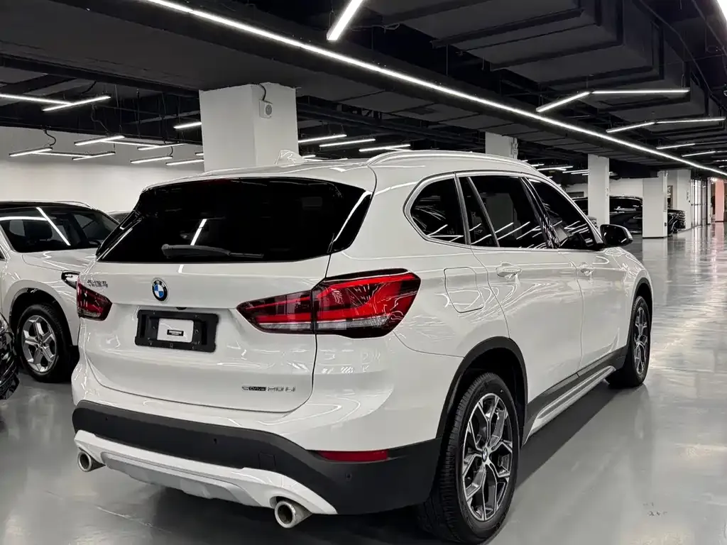 BMW X1 — фото 2