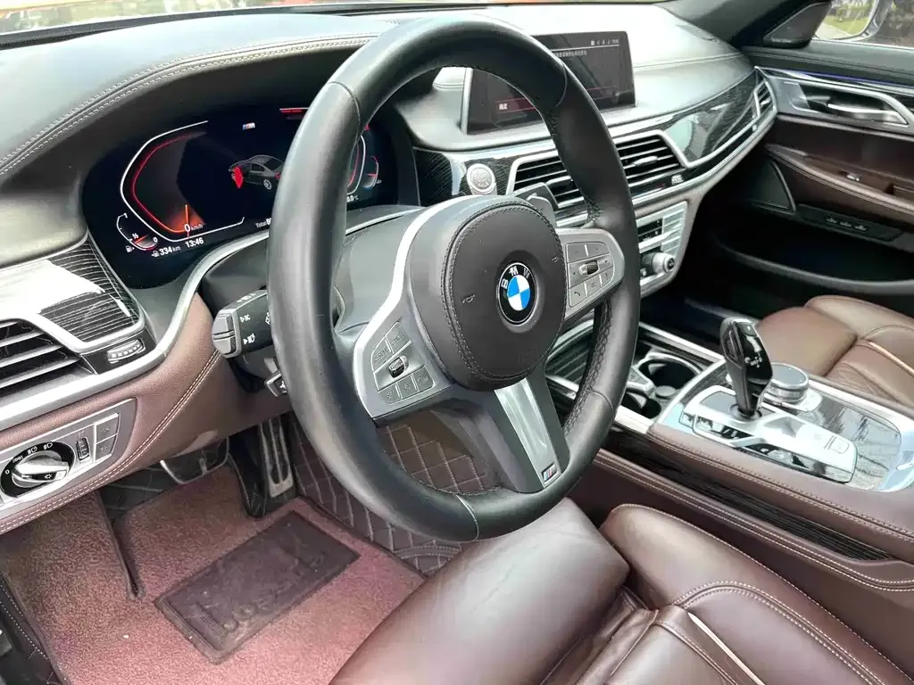 BMW 7 Series 2022 из CN, фото 4