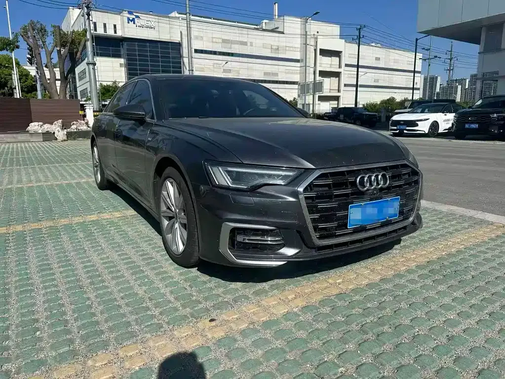 Audi A6L — фото 5