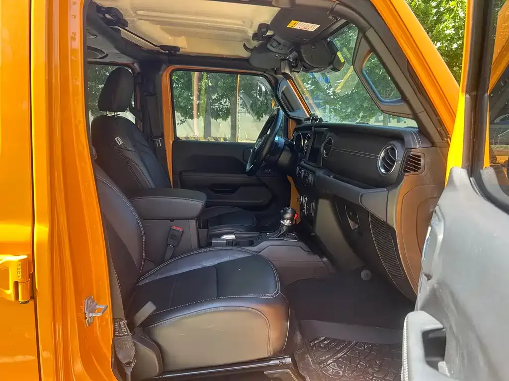 Jeep Wrangler 2021 из CN, фото 3