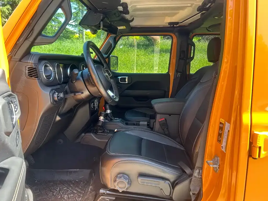 Jeep Wrangler 2021 из CN, фото 10