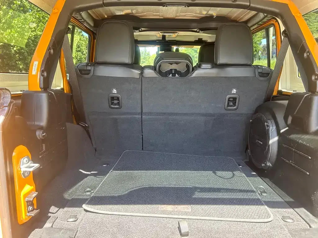 Jeep Wrangler 2021 из CN, фото 4