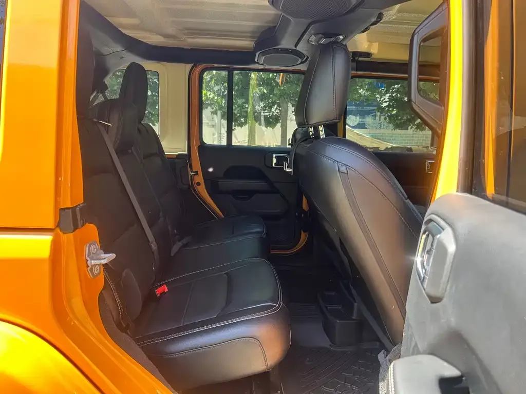 Jeep Wrangler 2021 из CN, фото 9