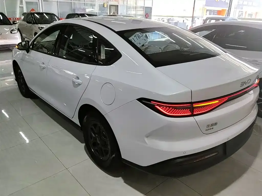 BYD Seal 05 DM-i 2026 из CN, фото 6