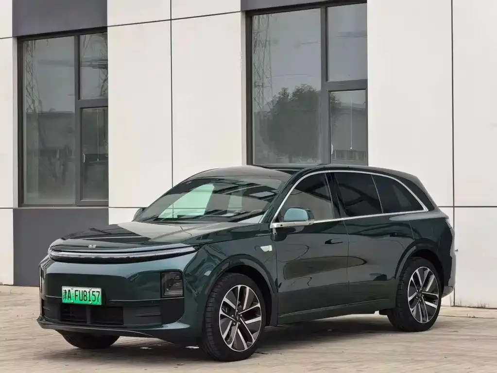 Li Auto L6