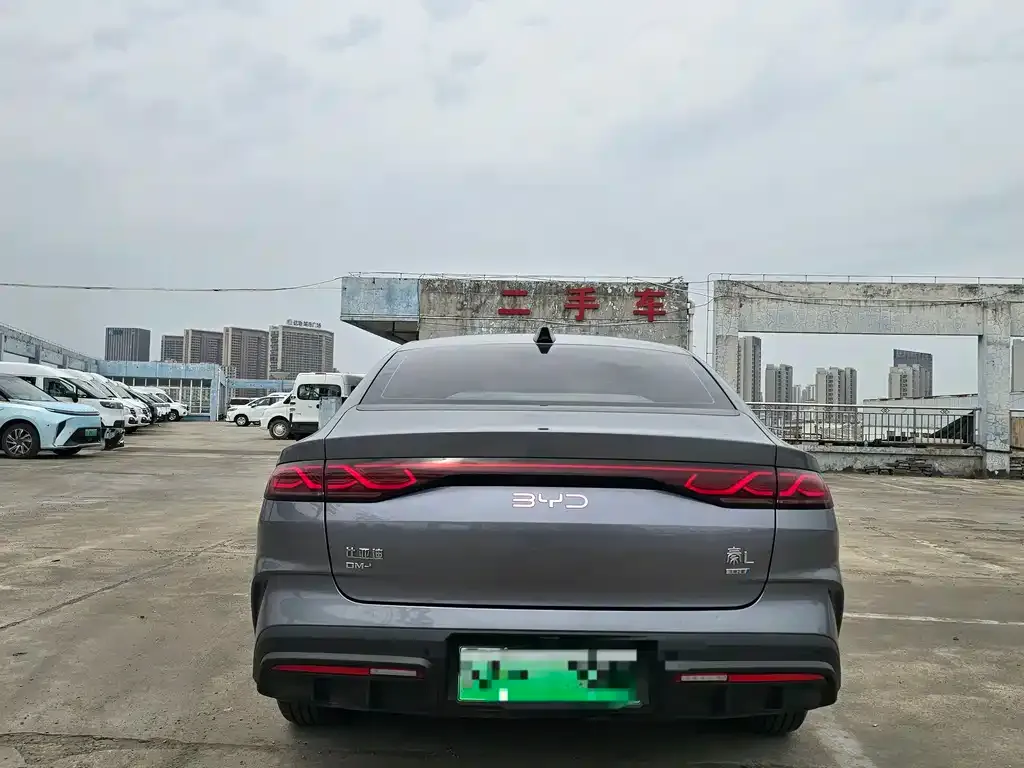 BYD Qin L — фото 4