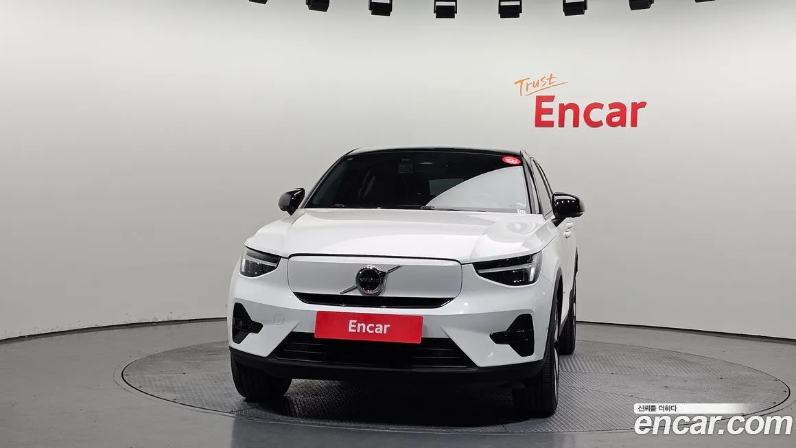 Volvo C40 2022 из KR, фото 4