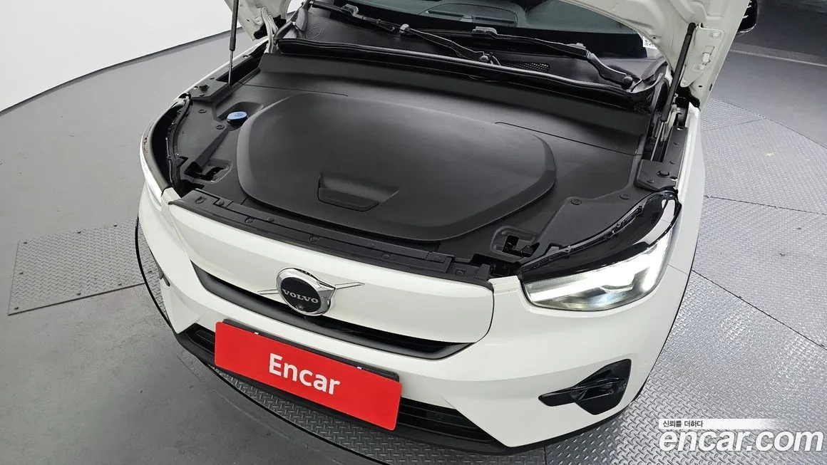 Volvo C40 2022 из KR, фото 8