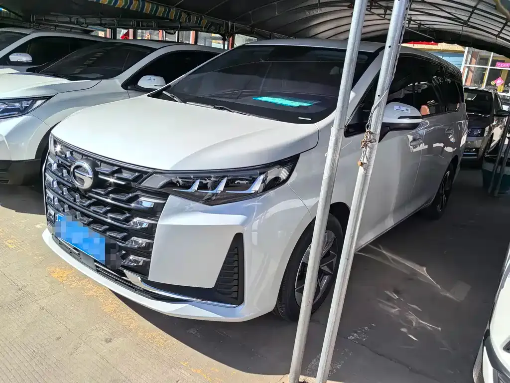 GAC Motor Trumpchi M6 — фото 1