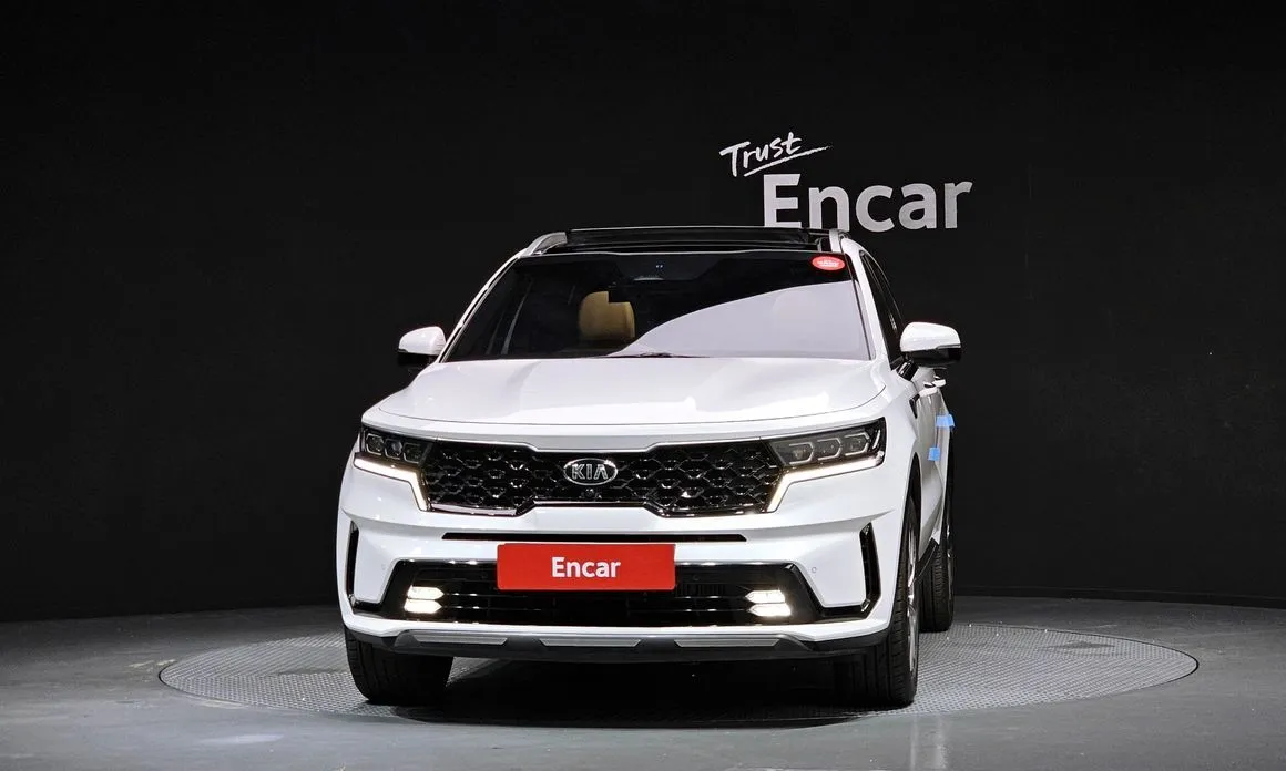 Kia Sorento — фото 5