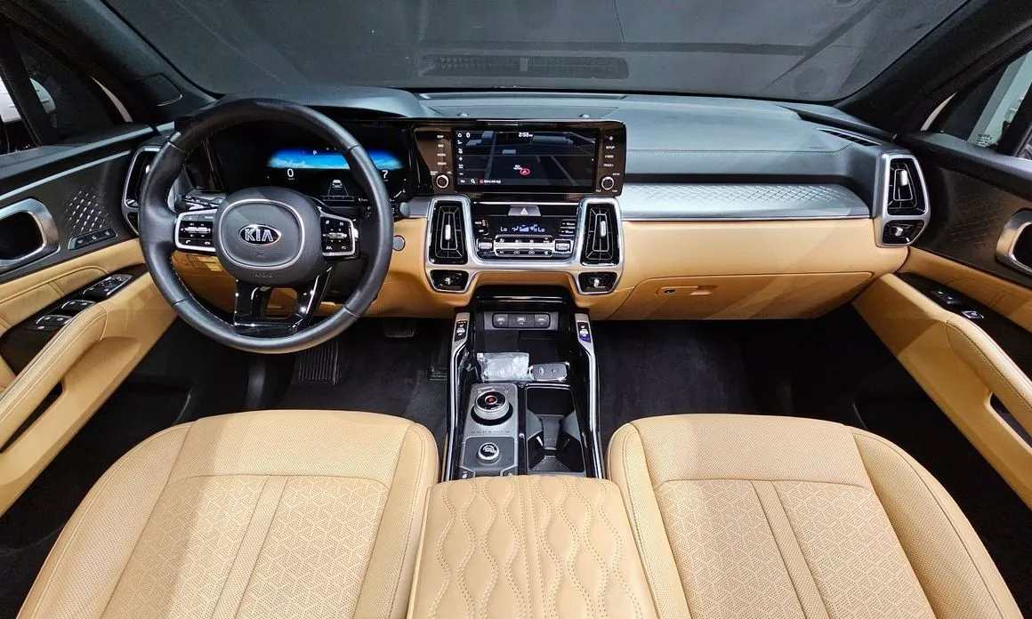 Kia Sorento — фото 10