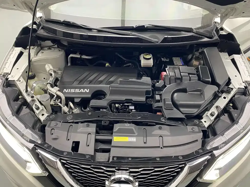 Nissan Qashqai — фото 10