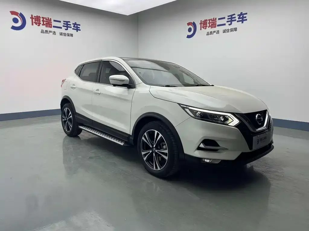 Nissan Qashqai — фото 2