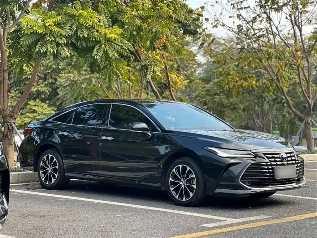 Toyota Avalon — фото 5