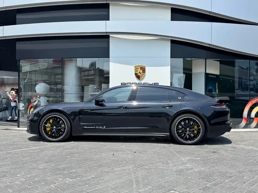 Porsche Panamera Hybrid — фото 2