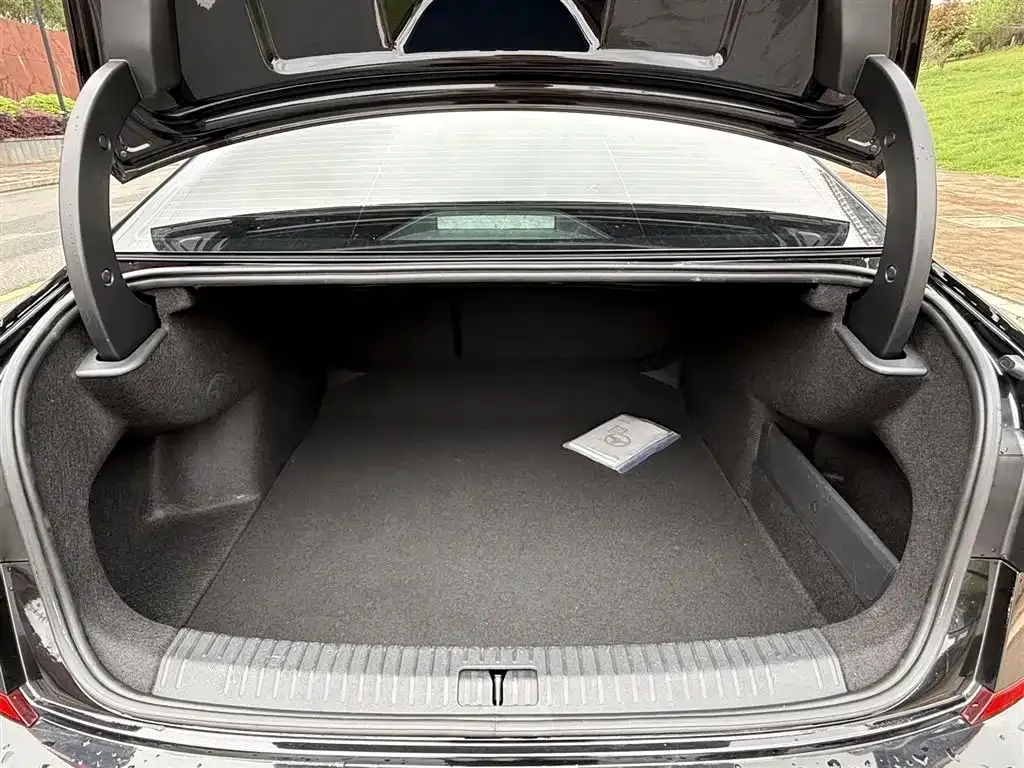 Volkswagen Passat — фото 8